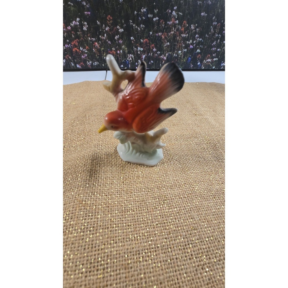 BB-1413. Vintage Hand Painted Bird Figurine - Picture 4 of 4